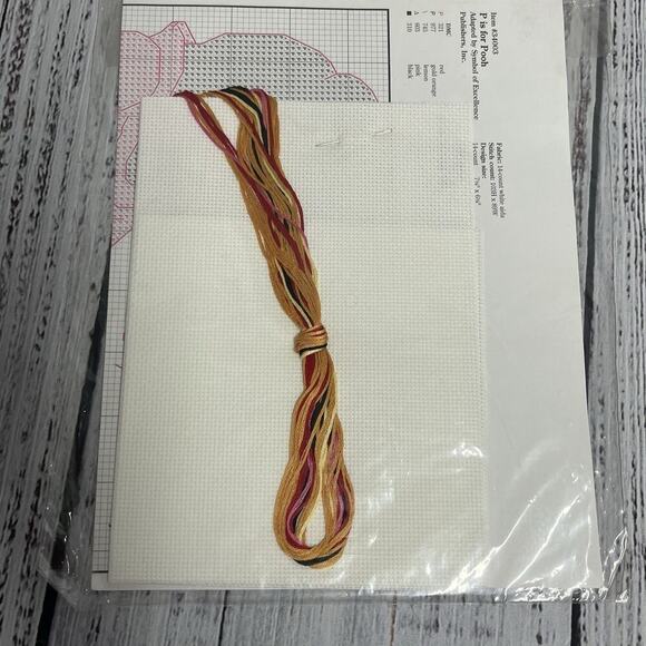 Vintage Disney's Winnie the Pooh Cross Stitch Kit P for Pooh Best Friend #34003 - Picture 5 of 5